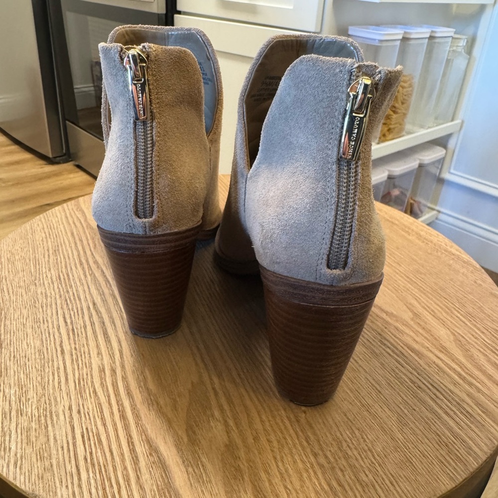 Vince Camuto Tan Ankle Booties - Picture 6 of 9